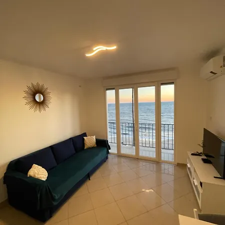 Maison Azur Riviera Daire Antibes