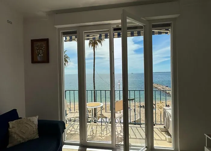 Maison Azur Riviera Lägenhet *
